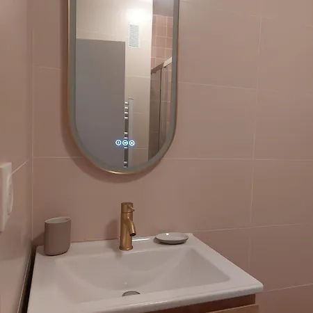 L'anjaure - Lavandou * ル・ラヴァンドゥー