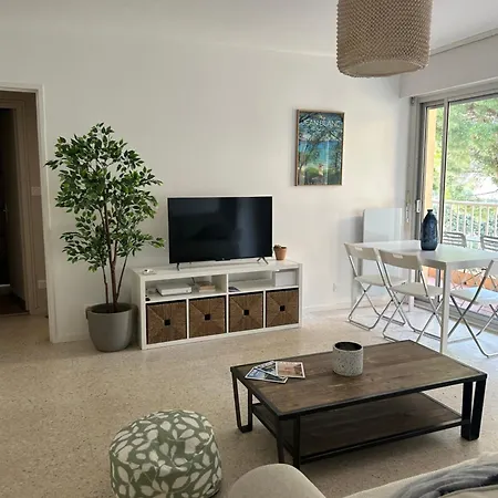 L'anjaure - Lavandou アパート *