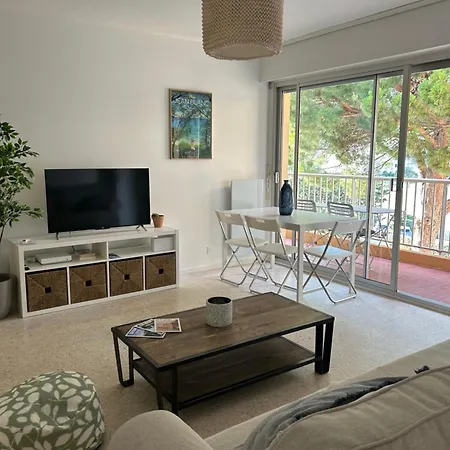 L'anjaure - Lavandou アパート ル・ラヴァンドゥー